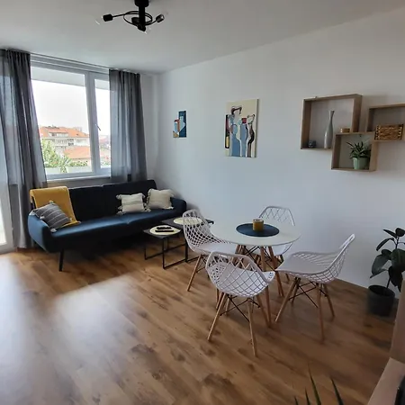Apartment Sisi Art *